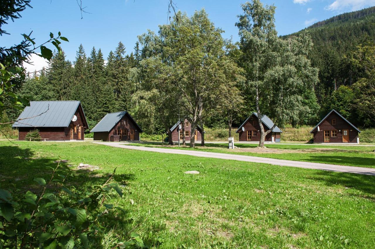 Chalets & Apartments - Base Camp Medvedin Špindlerŭv Mlýn Dış mekan fotoğraf