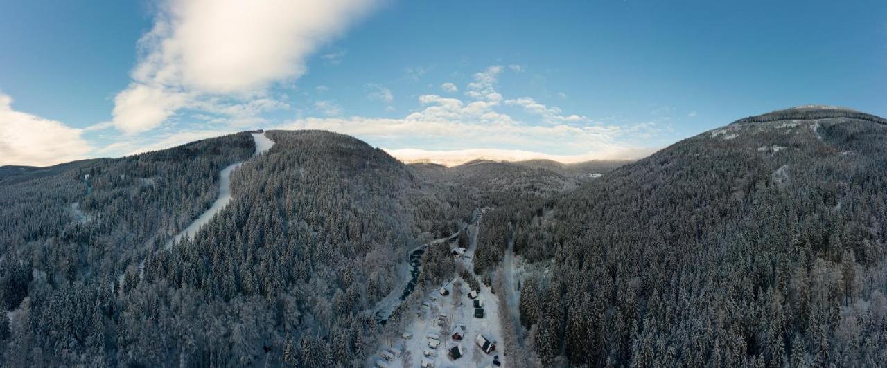 Chalets & Apartments - Base Camp Medvedin Špindlerŭv Mlýn Dış mekan fotoğraf