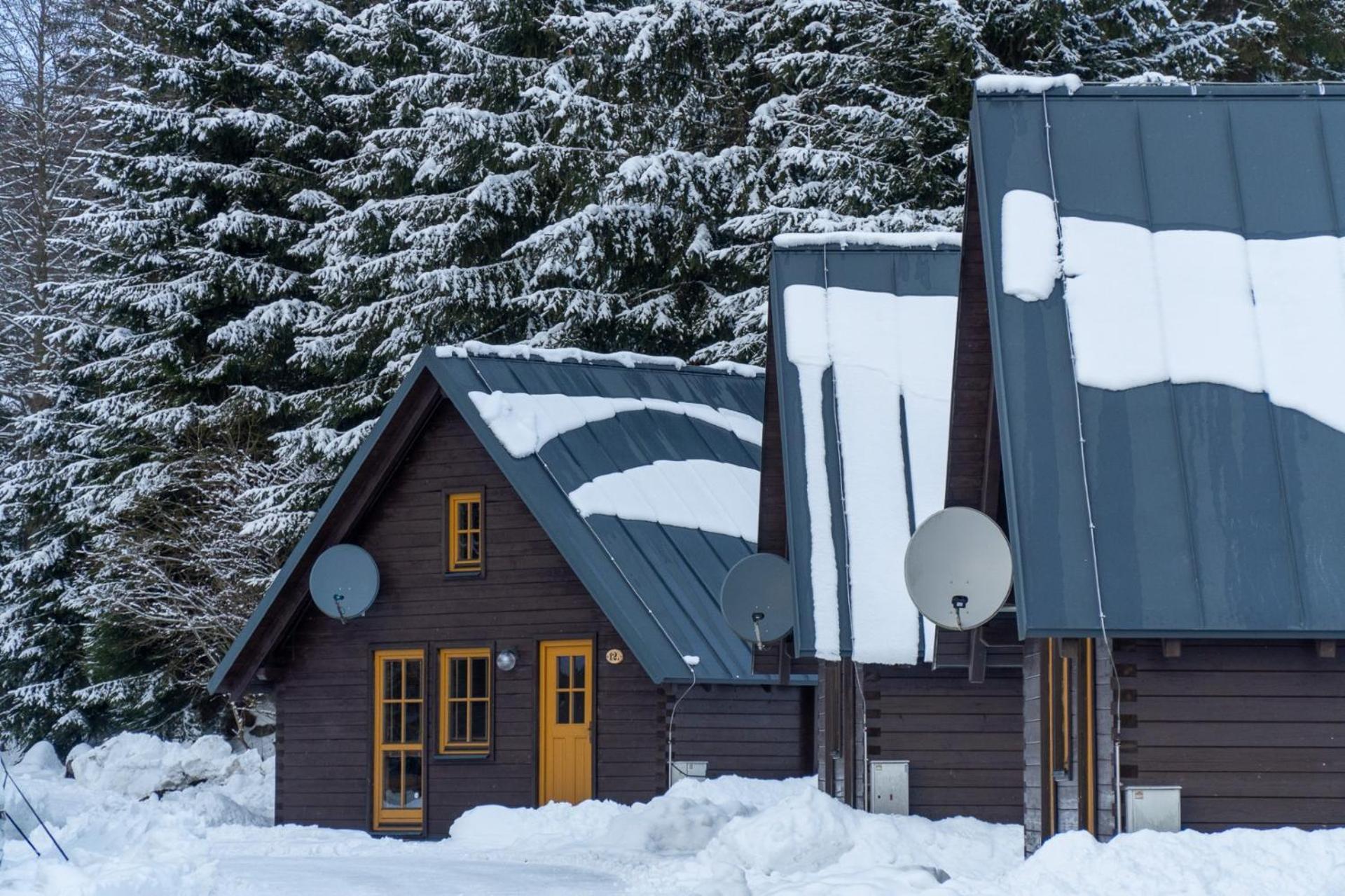 Chalets & Apartments - Base Camp Medvedin Špindlerŭv Mlýn Dış mekan fotoğraf