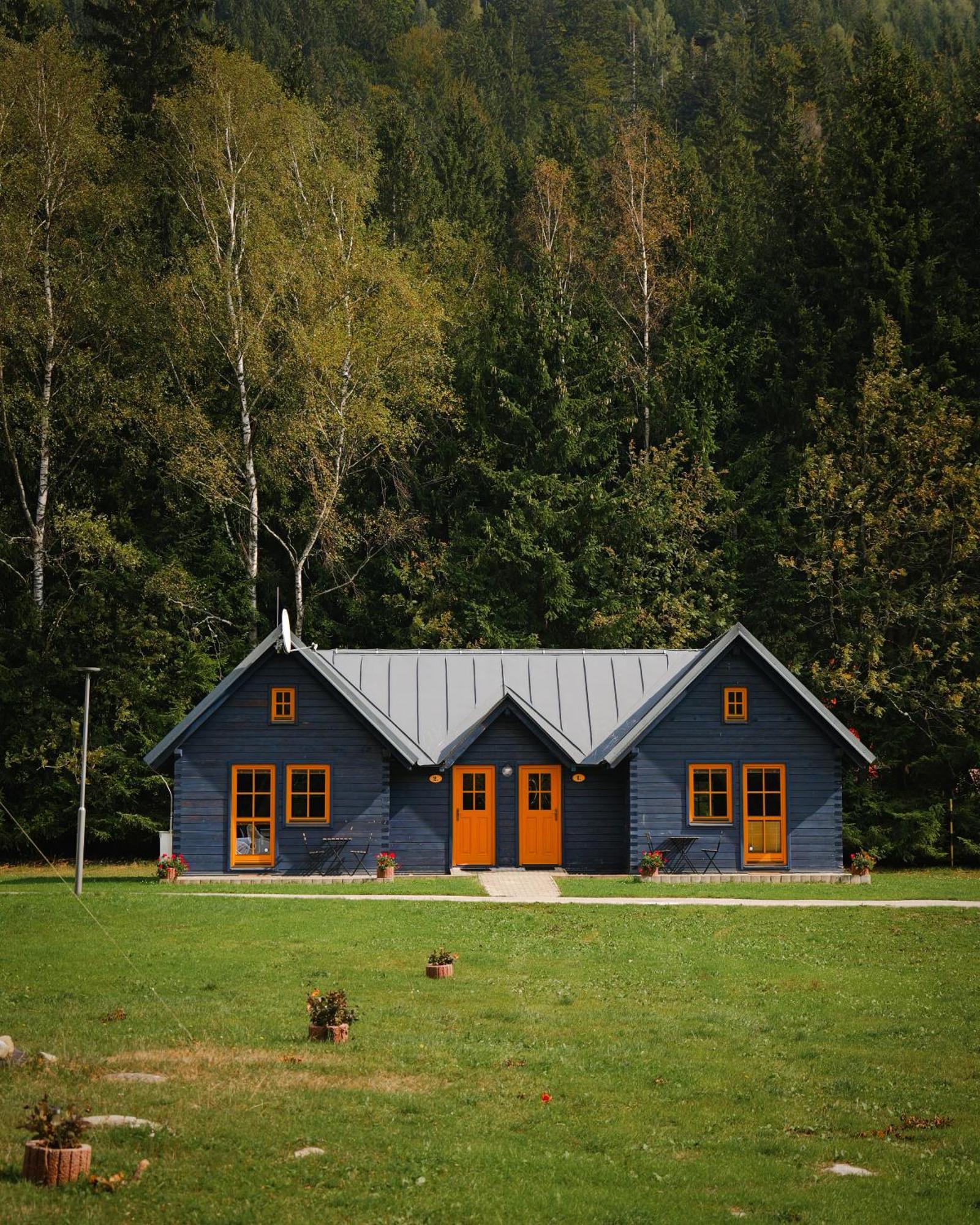 Chalets & Apartments - Base Camp Medvedin Špindlerŭv Mlýn Dış mekan fotoğraf